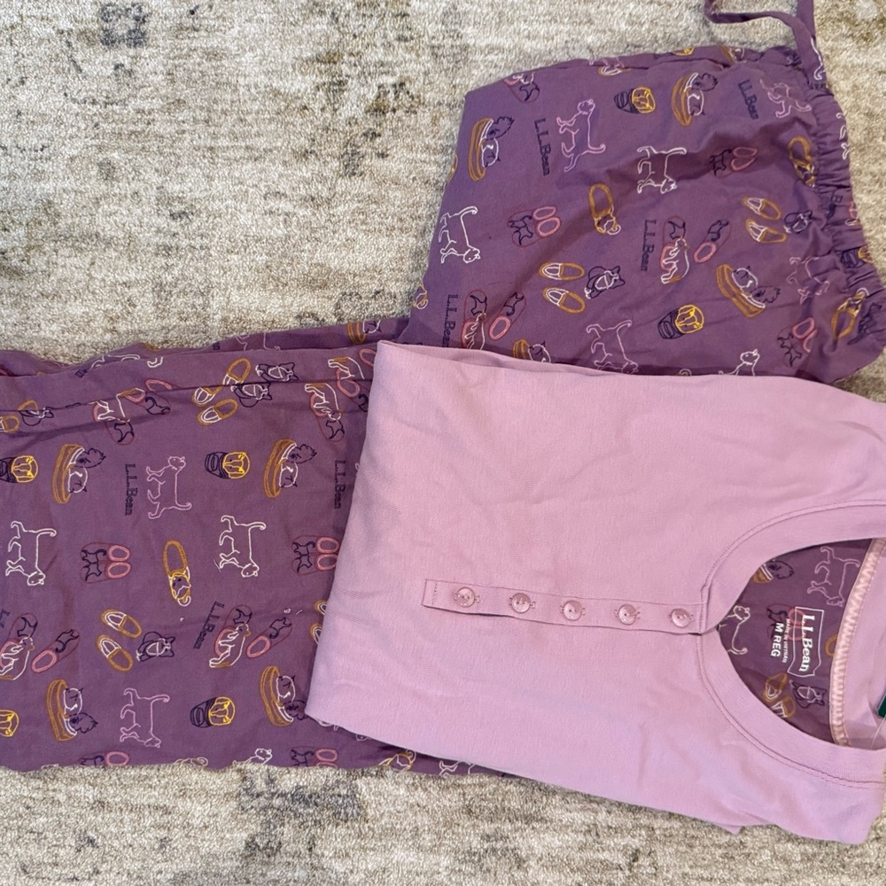 NWT L.L. Bean Lavender Pajama Set, size M